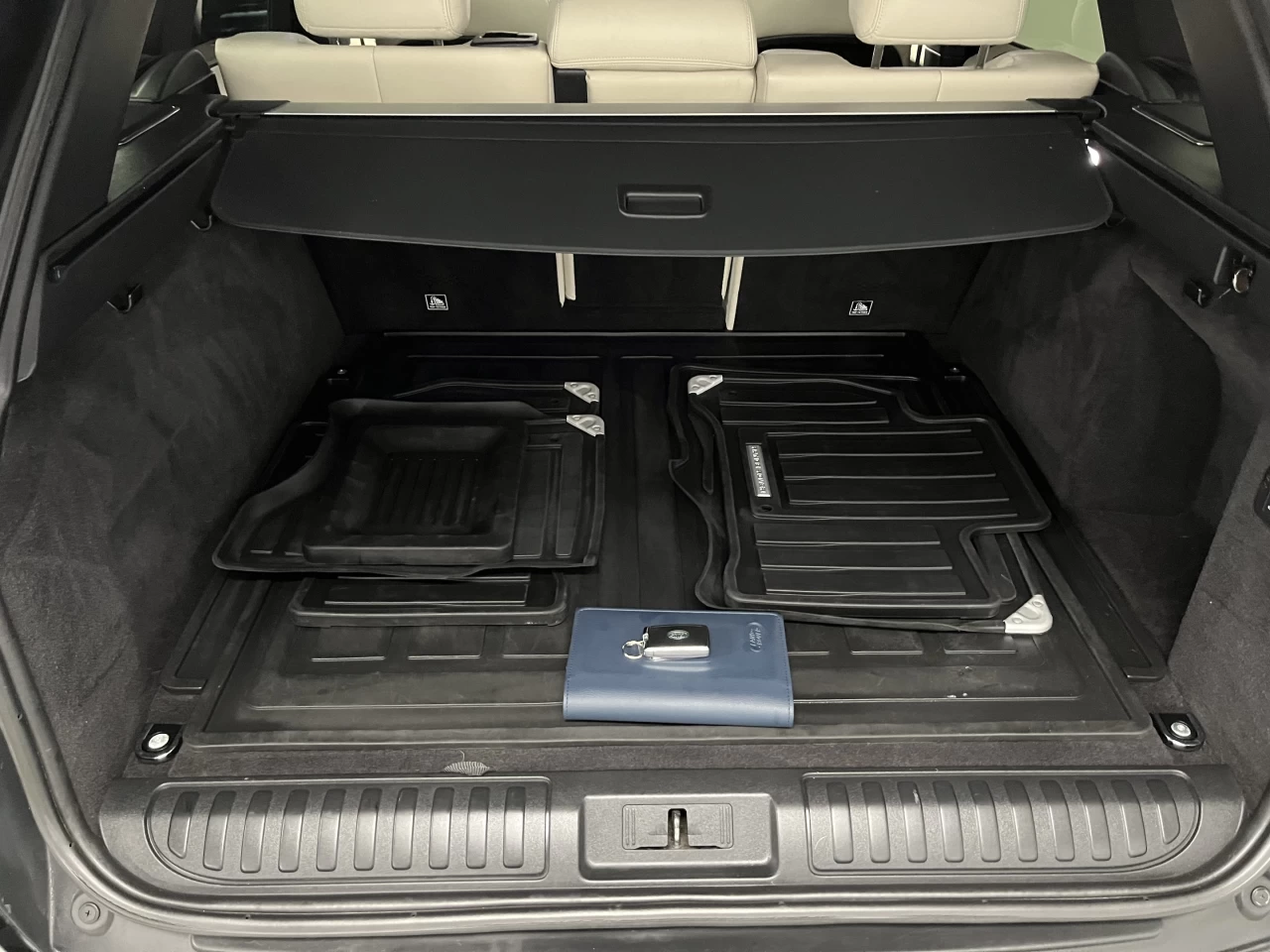 2020 Land Rover Range Rover Sport HST Image principale