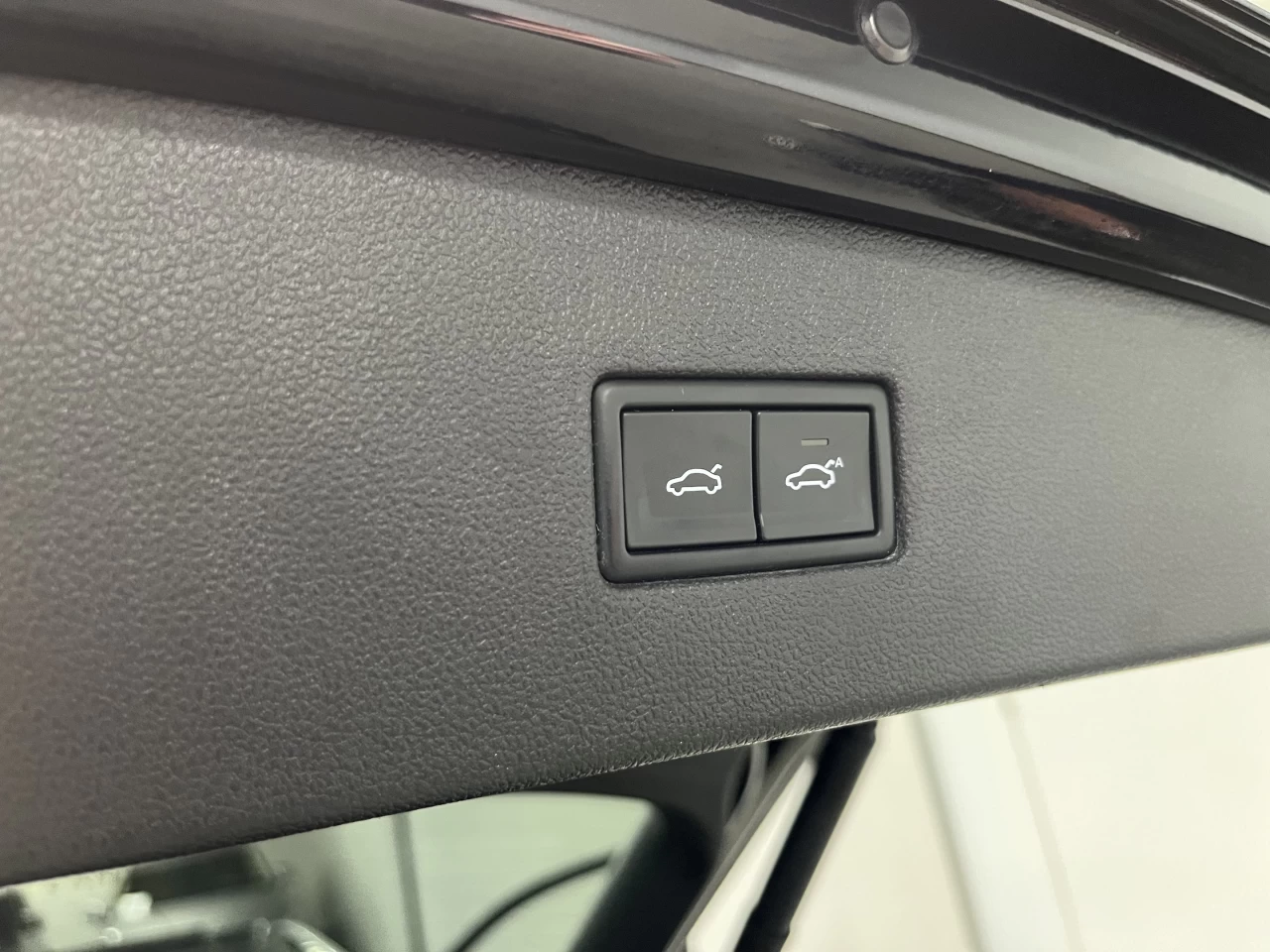 2019 Volkswagen Tiguan HIGHLINE RLINE 7 PASSANGER Image principale