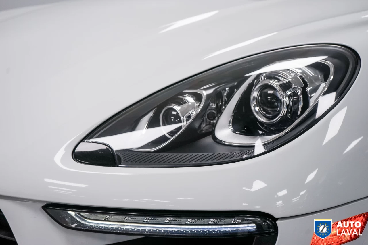 2017 Porsche Macan AWD 4dr Image principale