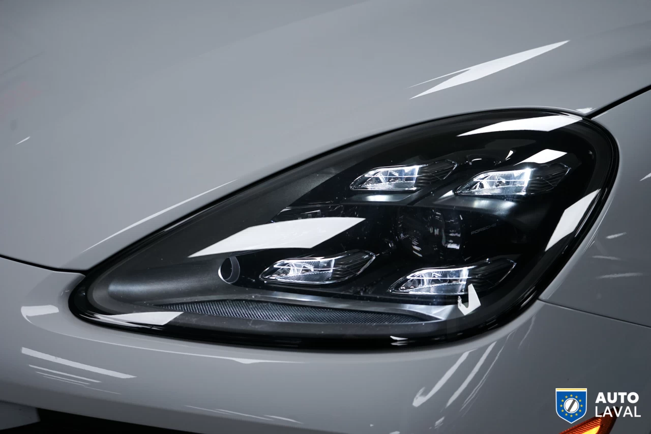 2022 Porsche Cayenne Coupe AWD Main Image