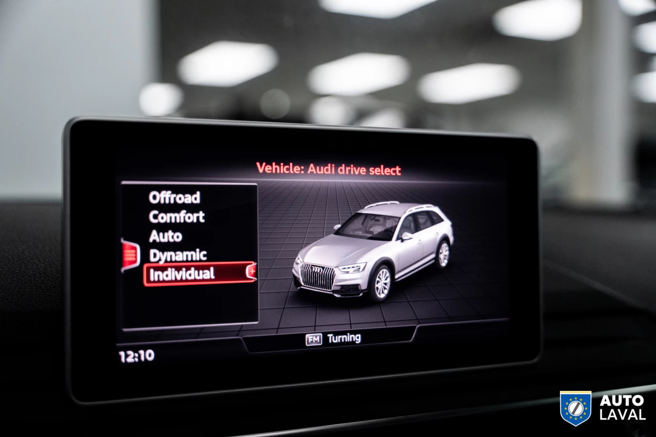 2017 Audi A4 allroad 4dr Wgn Technik Main Image