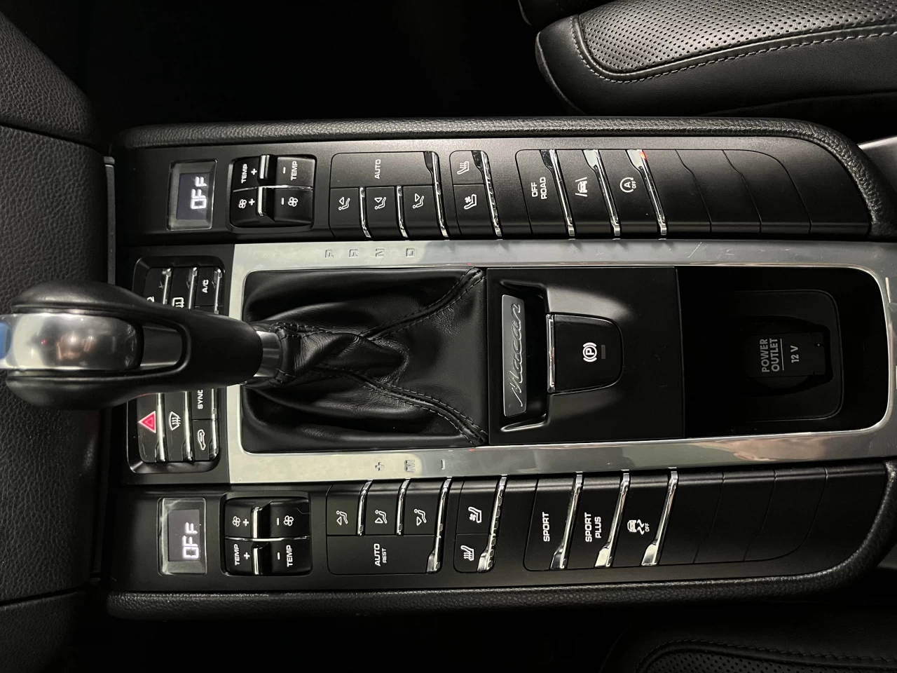 2018 Porsche Macan AWD - PANO ROOF - LANE ASSIST - CAMERA Image principale