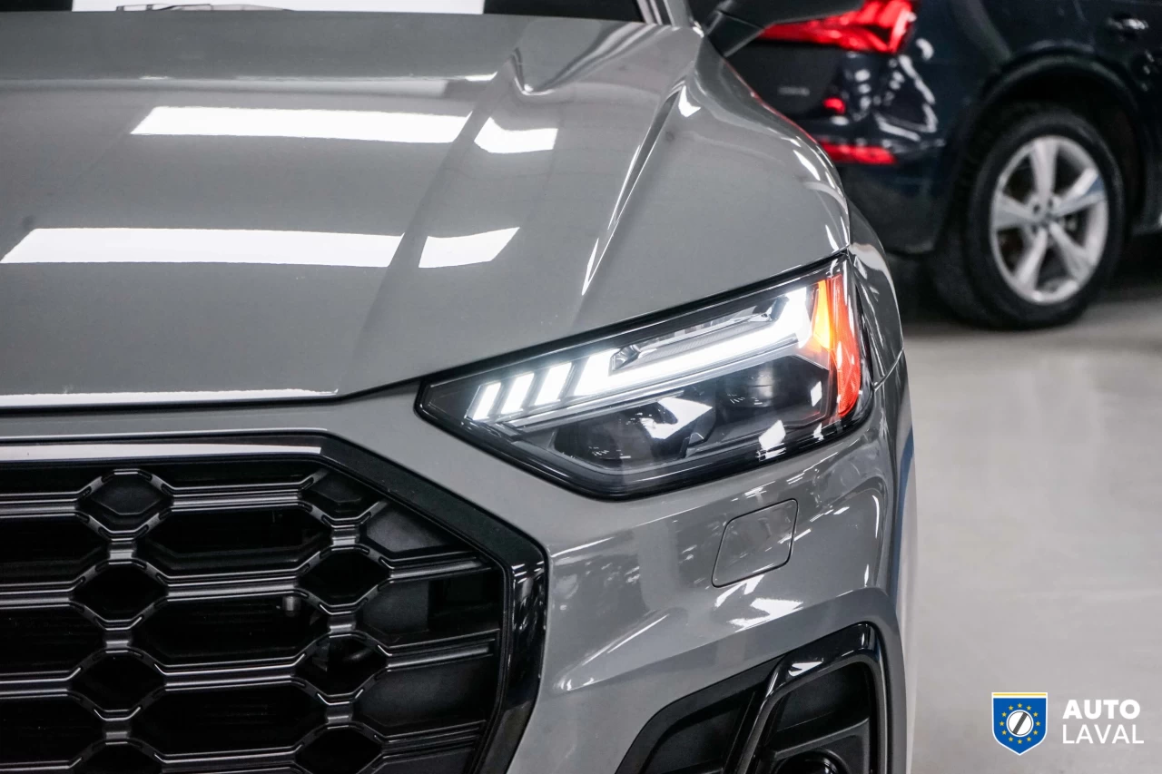 2022 Audi SQ5 TECHNIK  QUANTUM GRAY Main Image
