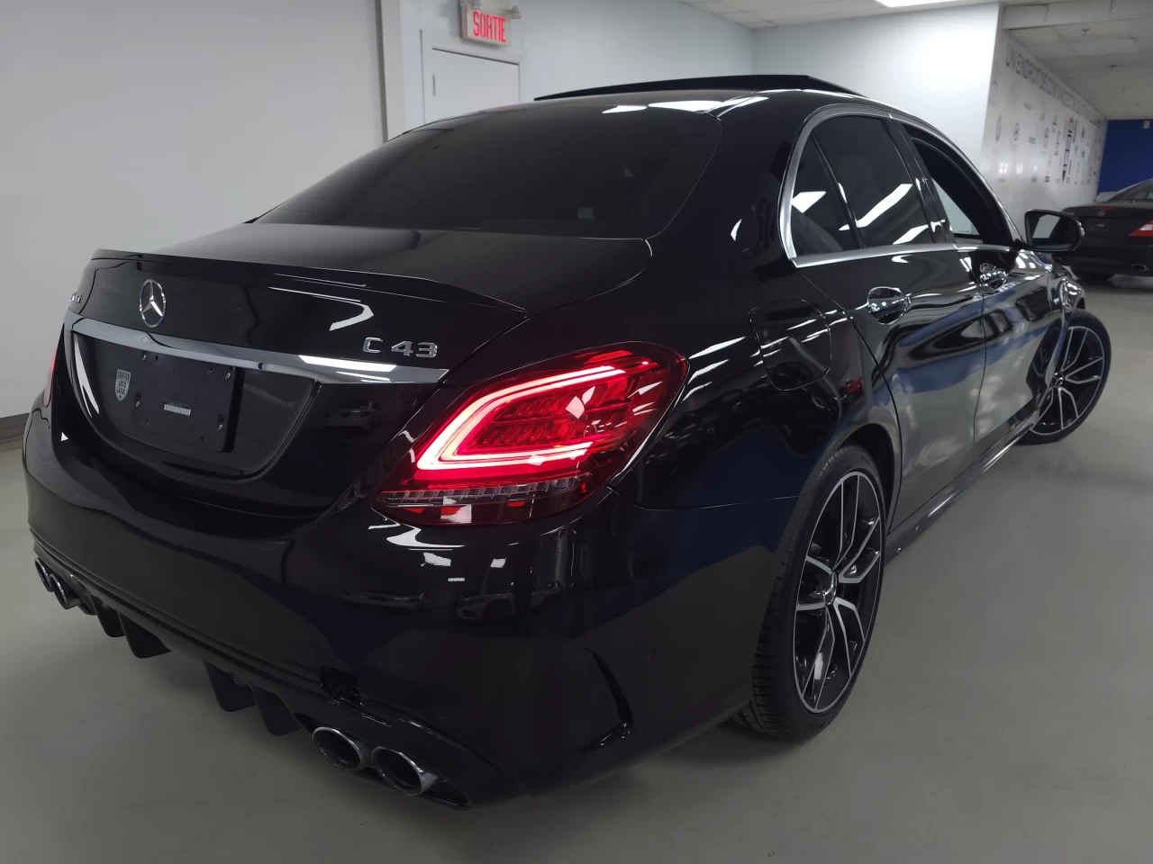 2020 Mercedes-Benz C-Class C43 DIGI DASH SPORT WHEEL SPORT EXHAUST Image principale