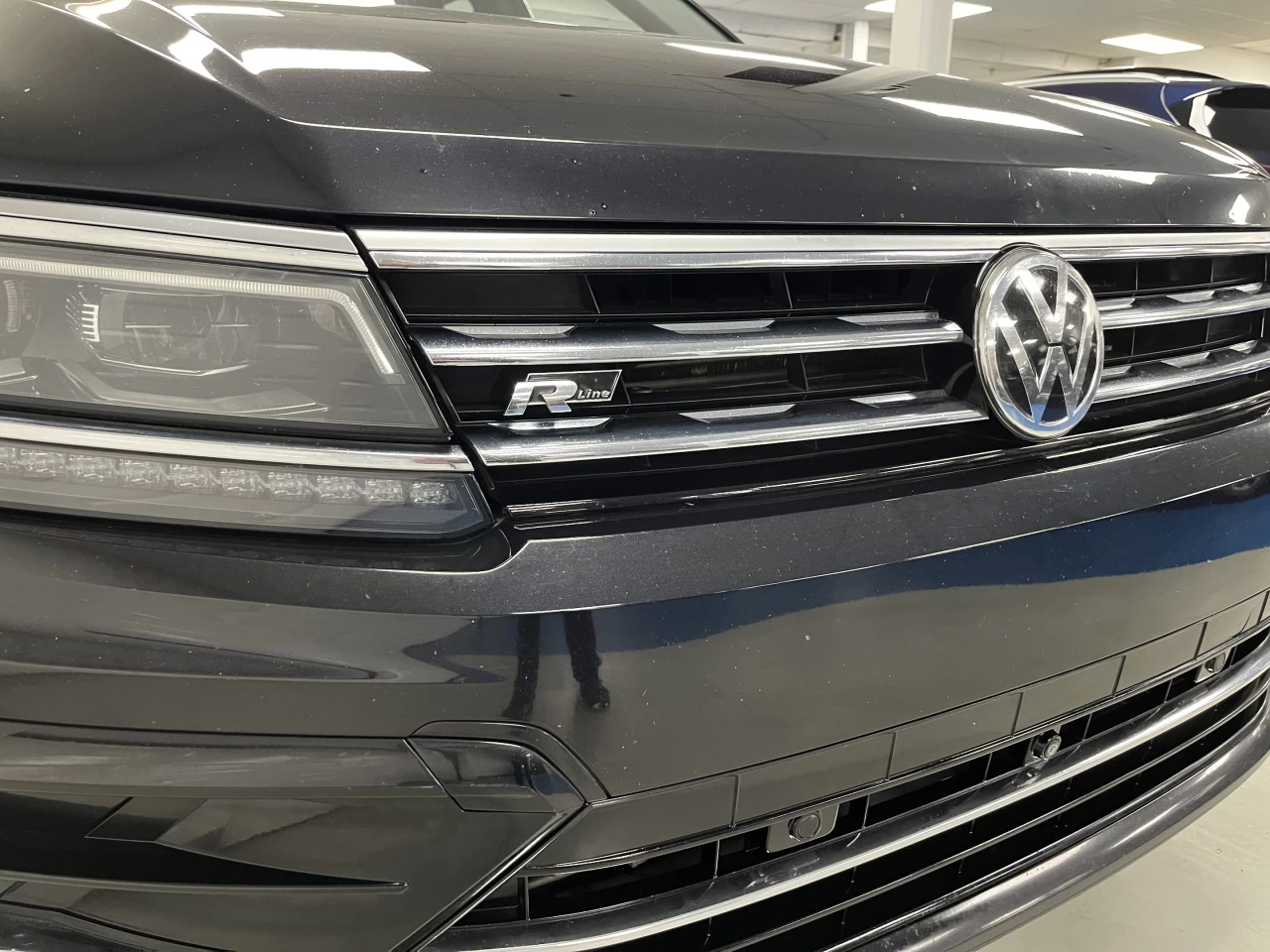 2019 Volkswagen Tiguan HIGHLINE RLINE 7 PASSANGER Image principale