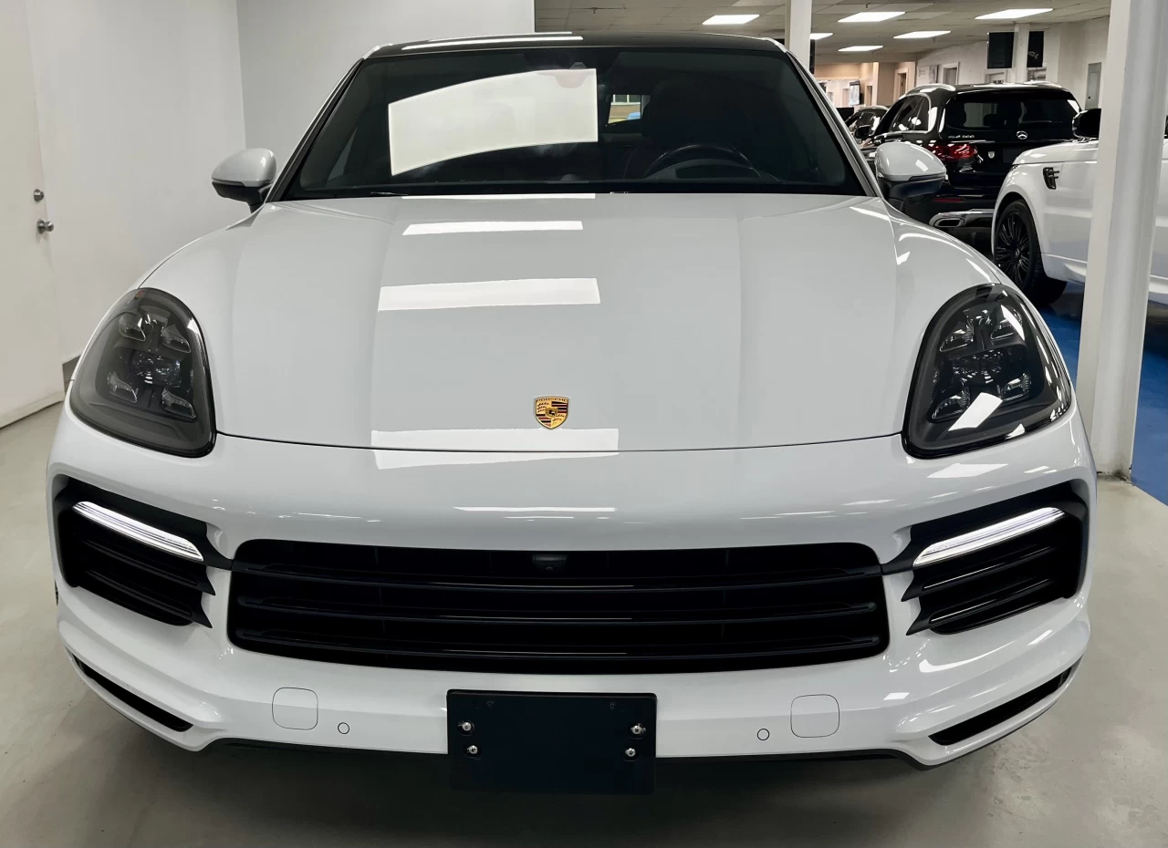 2022 Porsche Cayenne Coupe AWD Image principale