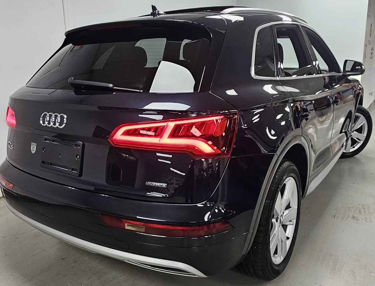 2019 Audi Q5 45 TFSI quattro TECHNIK HUD S-LINE PREMIUM SEATS Image principale