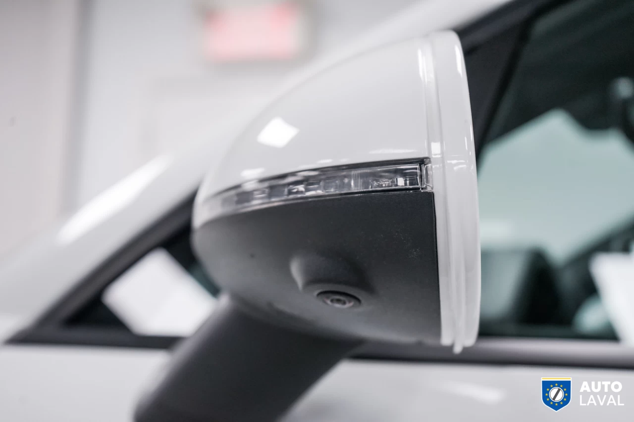 2017 Porsche Macan AWD 4dr Image principale