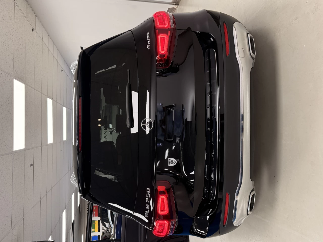 2021 Mercedes-Benz GLB GLB 250 4MATIC SUV Image principale