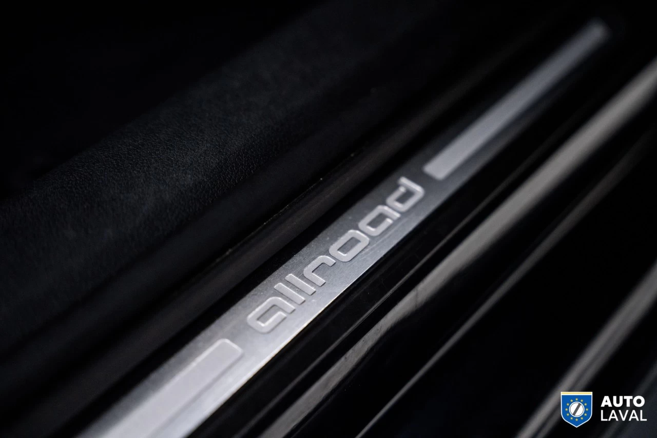 2017 Audi A4 allroad 4dr Wgn Technik Image principale