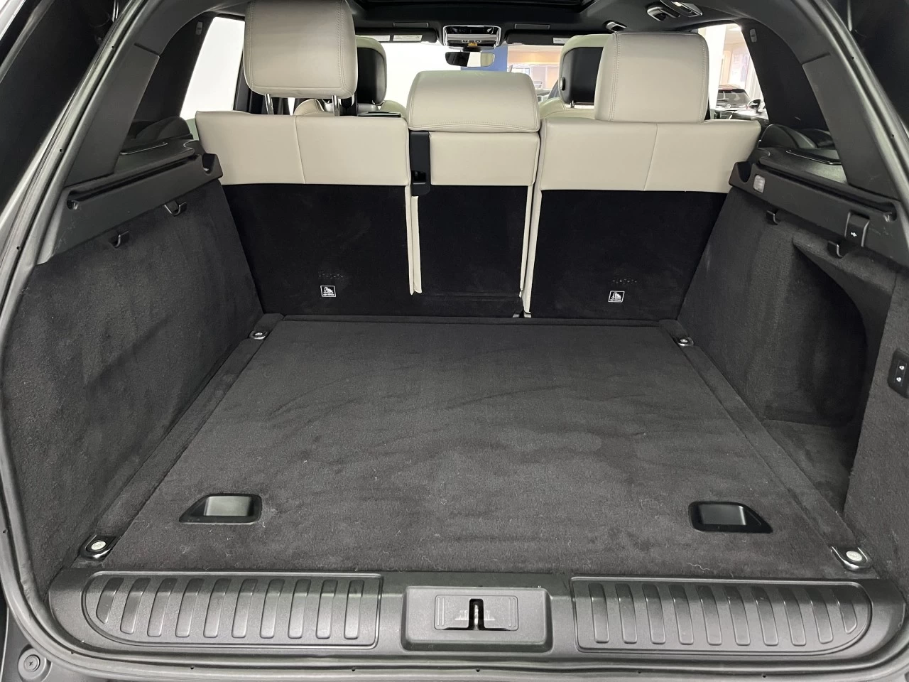 2020 Land Rover Range Rover Sport MHEV HST Image principale