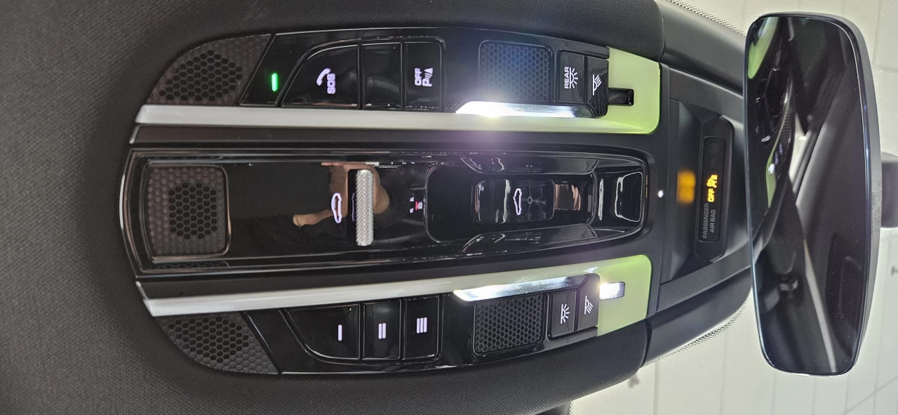 2021 Porsche Cayenne E-HYBRID AWD ONE OWNER NO ACCIDENTS CPO WARRANTY Image principale