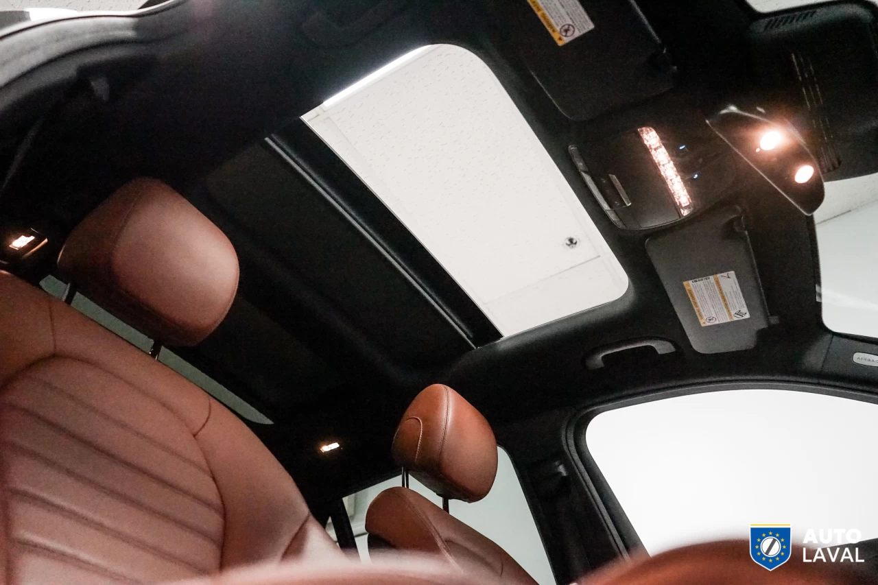 2019 Mercedes-Benz GLC GLC 300 AMG PACK   360 CAM   INT BRUN Image principale