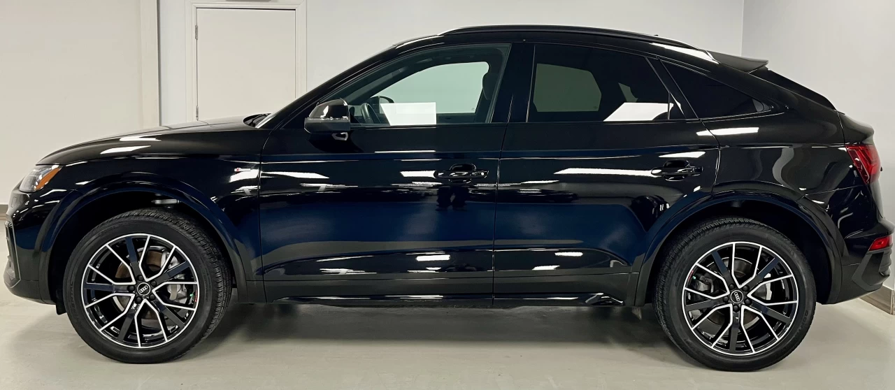 2022 Audi Q5 Sportback Technik 45 TFSI quattro *LOW KM* Main Image