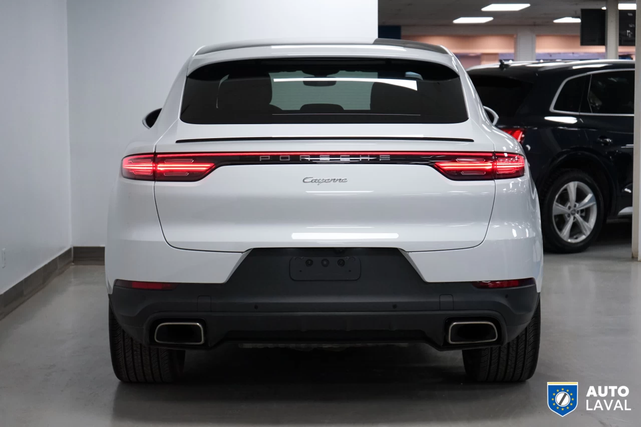 2022 Porsche Cayenne Coupe AWD Main Image