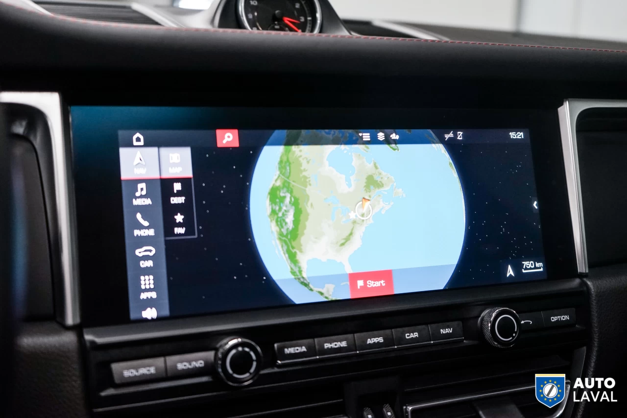 2021 Porsche Macan AWD Image principale