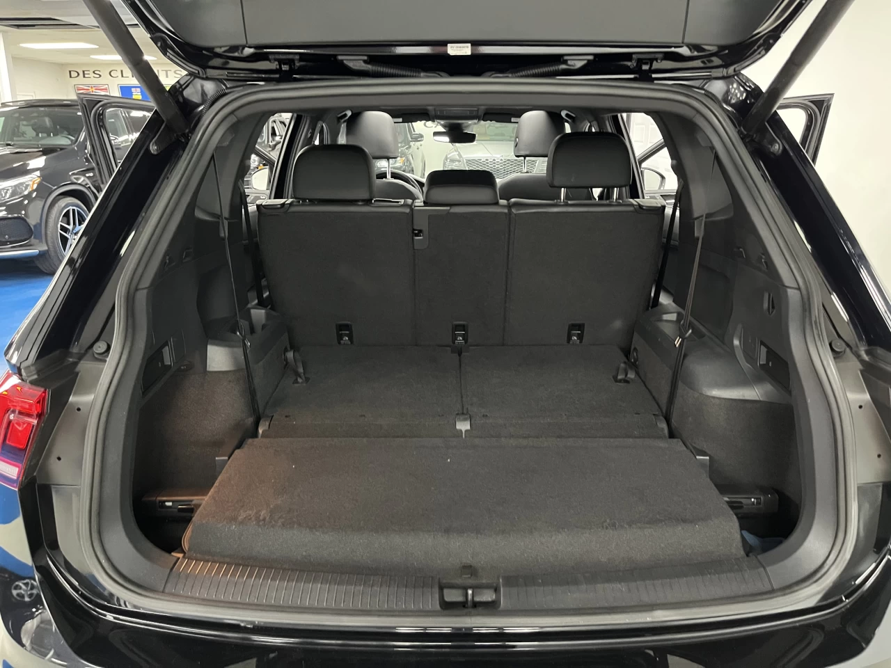 2019 Volkswagen Tiguan HIGHLINE RLINE 7 PASSANGER Main Image