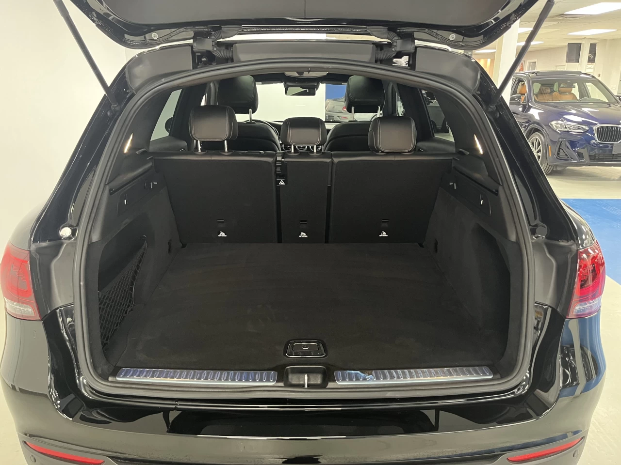 2021 Mercedes-Benz GLC GLC 300 4MATIC SUV *LOW KM* Main Image