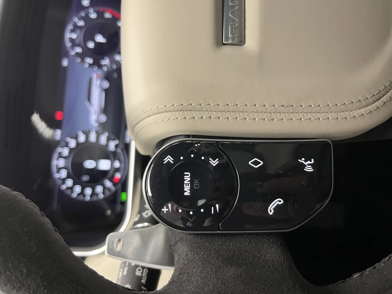 2020 Land Rover Range Rover Sport MHEV HST Main Image