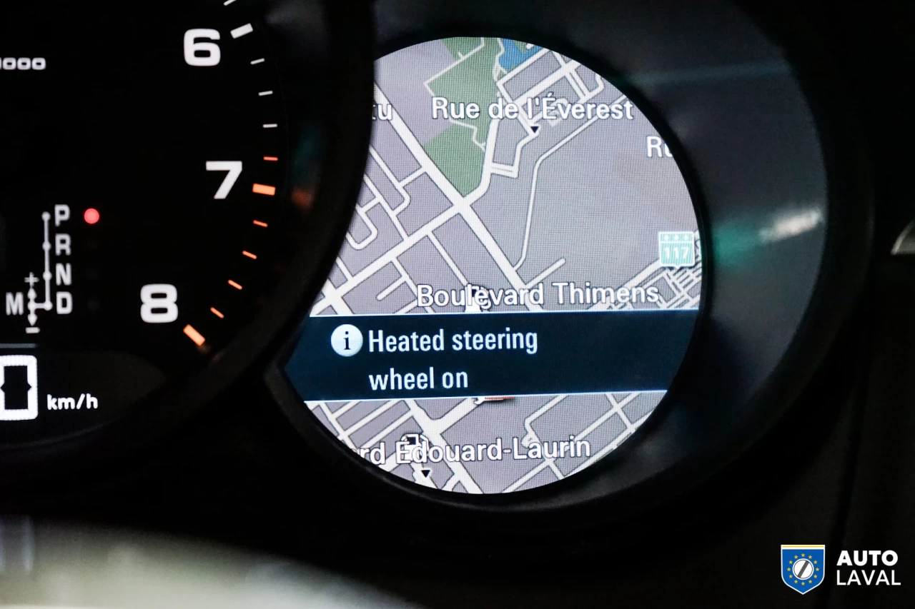 2017 Porsche Macan AWD   BOSE   BACKUP CAM   SUNROOF Image principale