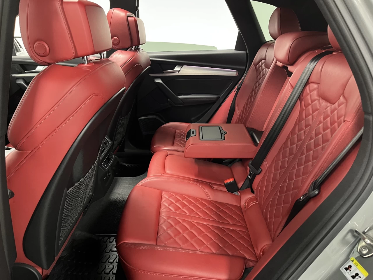 2022 Audi SQ5 QUANTUM GRAY  S-LINE  TECHNIC AIR RIDE Main Image