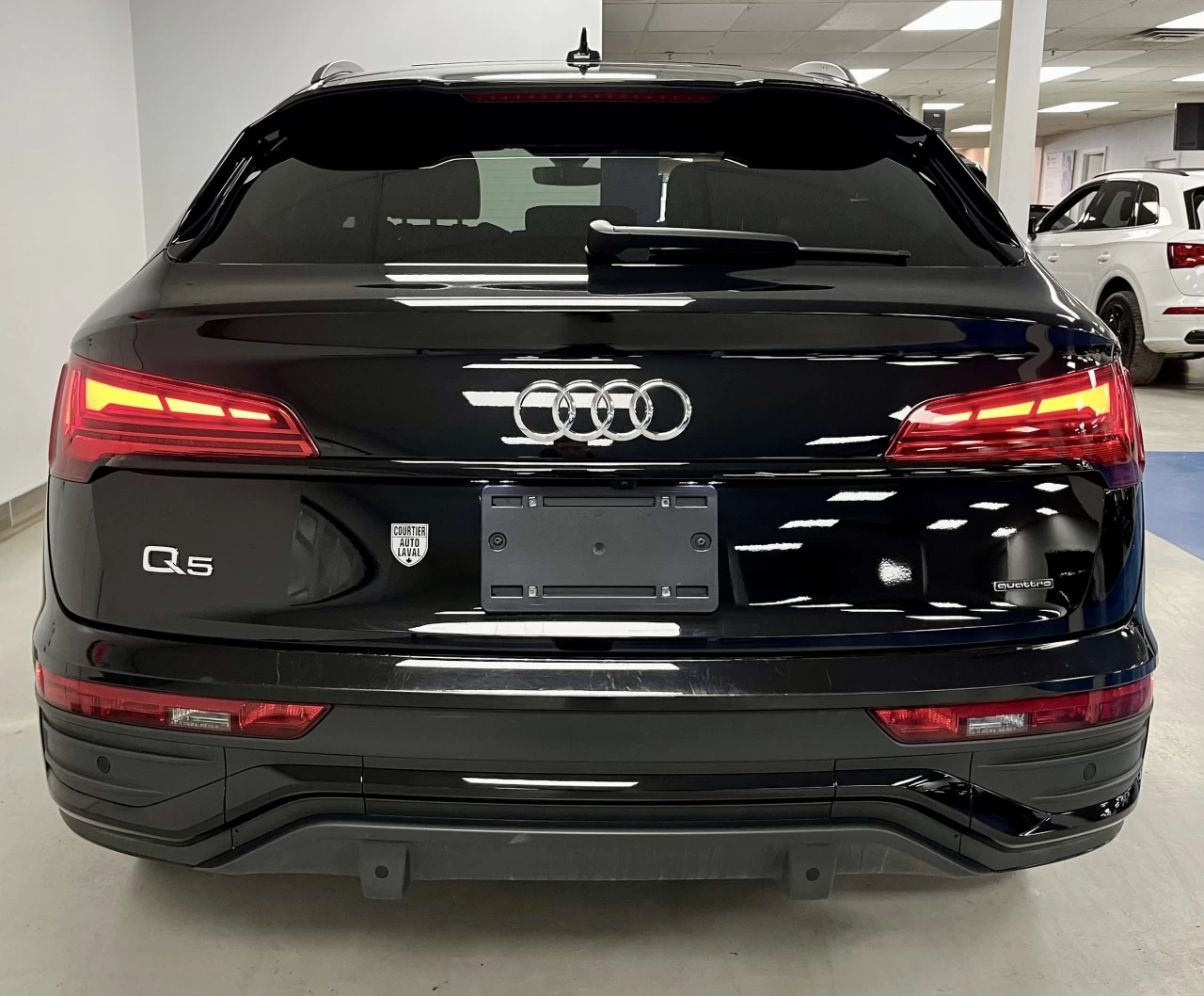 2022 Audi Q5 Sportback Technik 45 TFSI quattro *LOW KM* Image principale