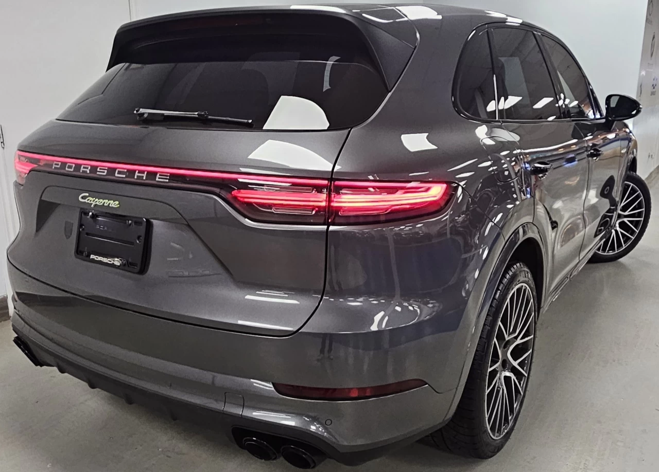2021 Porsche Cayenne E-HYBRID AWD ONE OWNER NO ACCIDENTS CPO WARRANTY Main Image