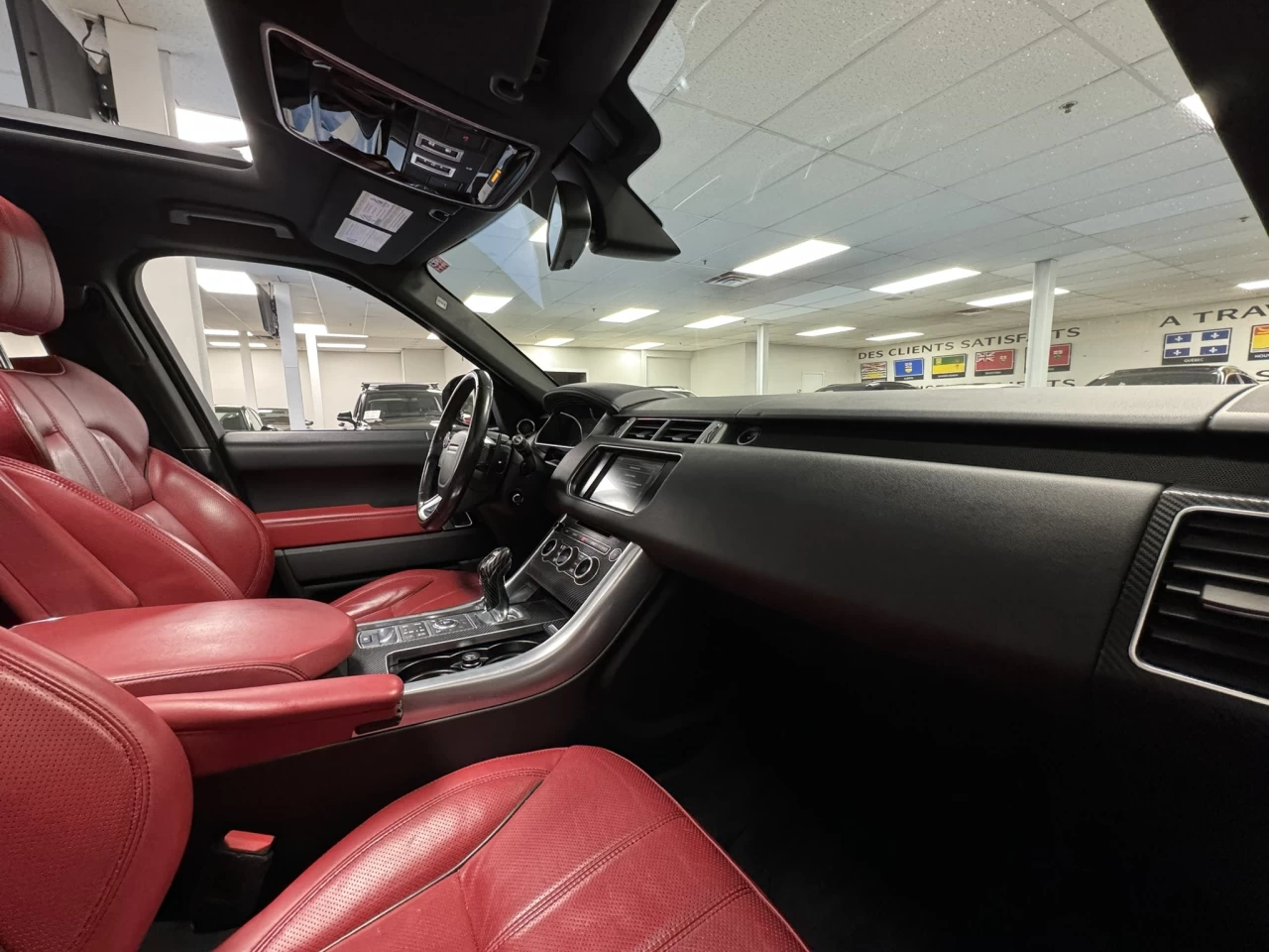 2016 Land Rover Range Rover Sport V8 SC Dynamic - FULL BLACK/RED - LOW KM - 510HP! Main Image