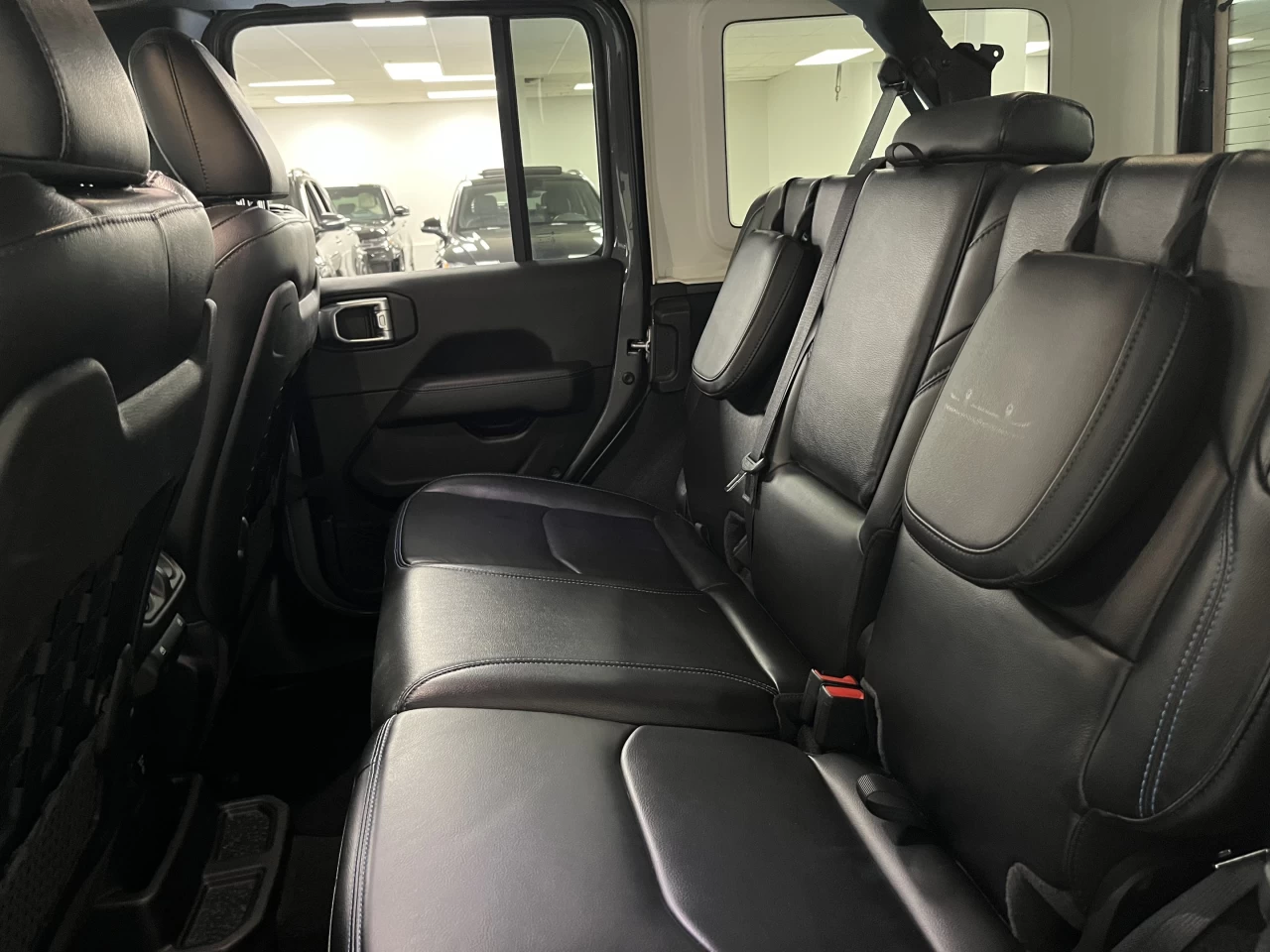 2022 Jeep Wrangler 4xe Unlimited Rubicon 4x4 Main Image