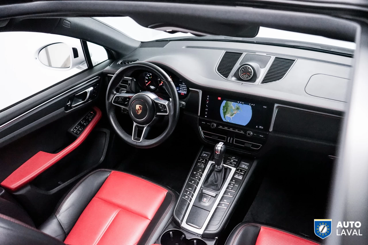 2021 Porsche Macan AWD Image principale