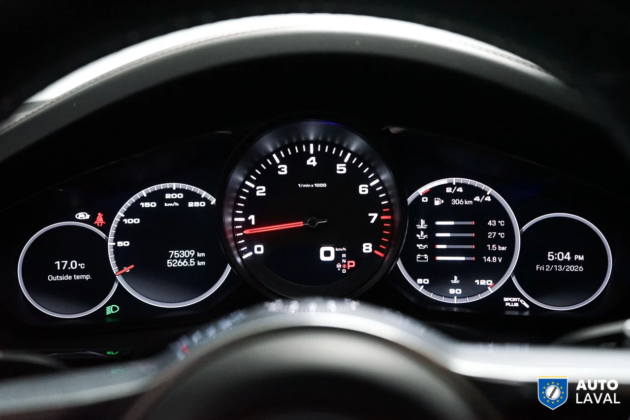 2022 Porsche Cayenne Coupe AWD Image principale