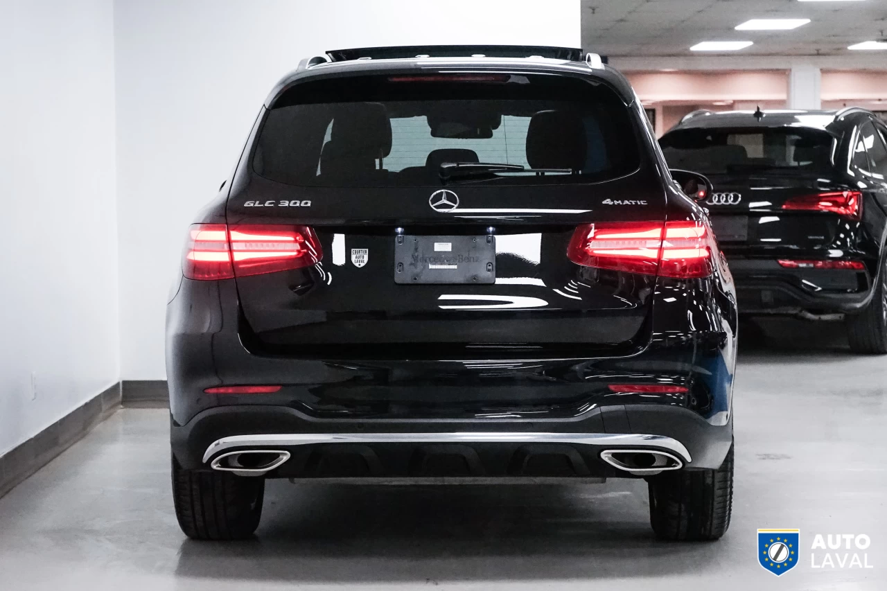 2019 Mercedes-Benz GLC GLC 300 AMG PACK   360 CAM   INT BRUN Image principale