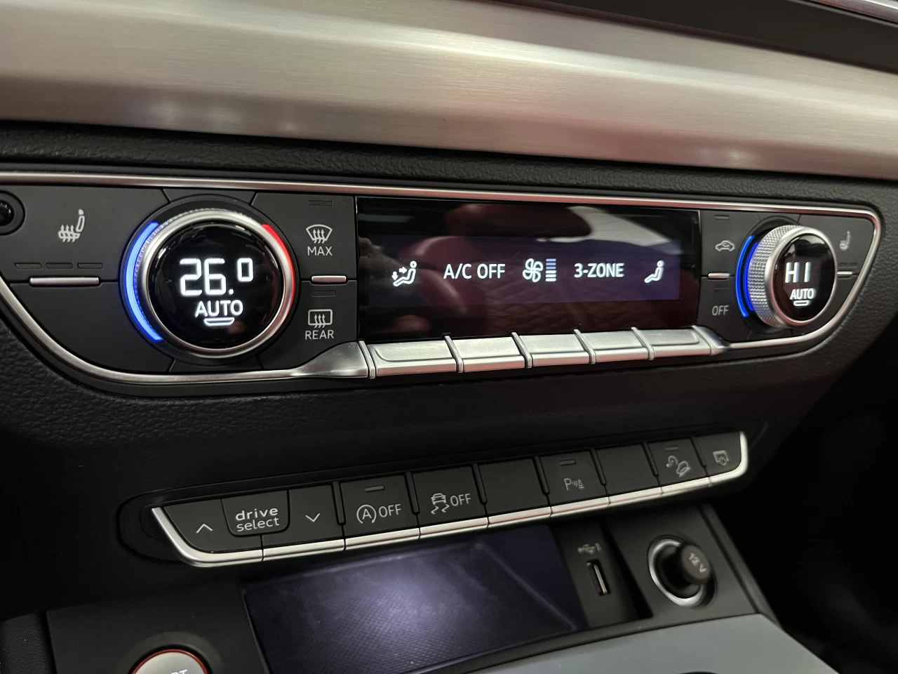 2022 Audi SQ5 QUANTUM GRAY  S-LINE  TECHNIC AIR RIDE Main Image