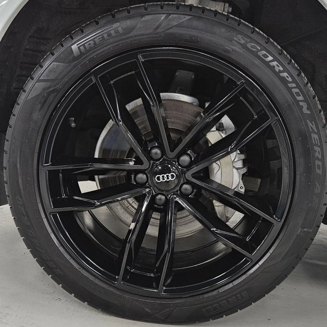 2020 Audi Q5 45 TFSI quattro Main Image