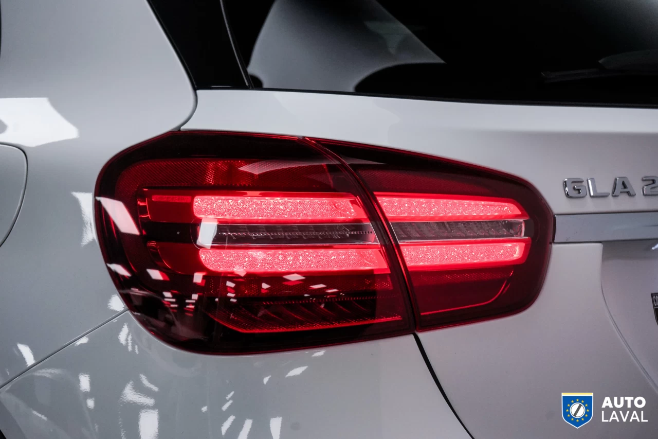 2020 Mercedes-Benz GLA GLA 250 4MATIC SUV Image principale