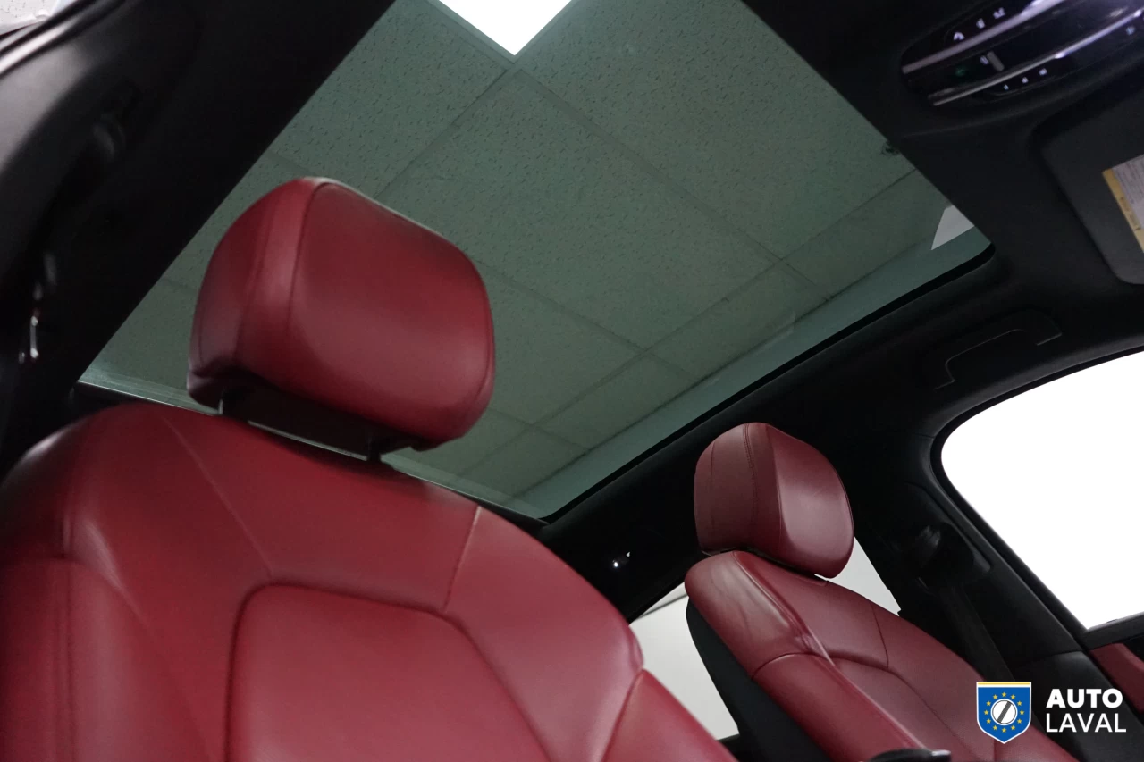 2022 Porsche Cayenne Coupe AWD Image principale