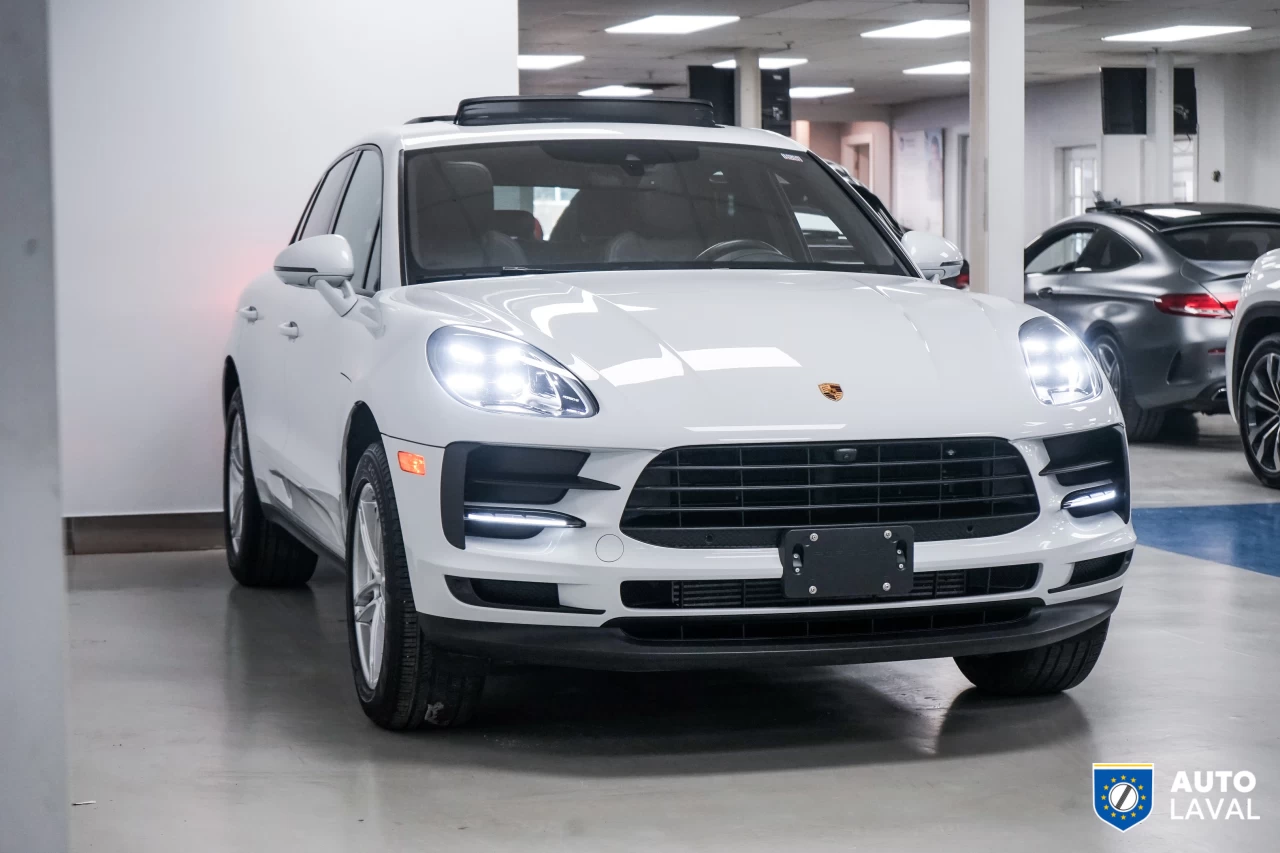 2021 Porsche Macan AWD Image principale