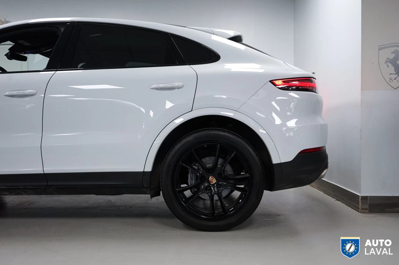 2022 Porsche Cayenne Coupe AWD Image principale