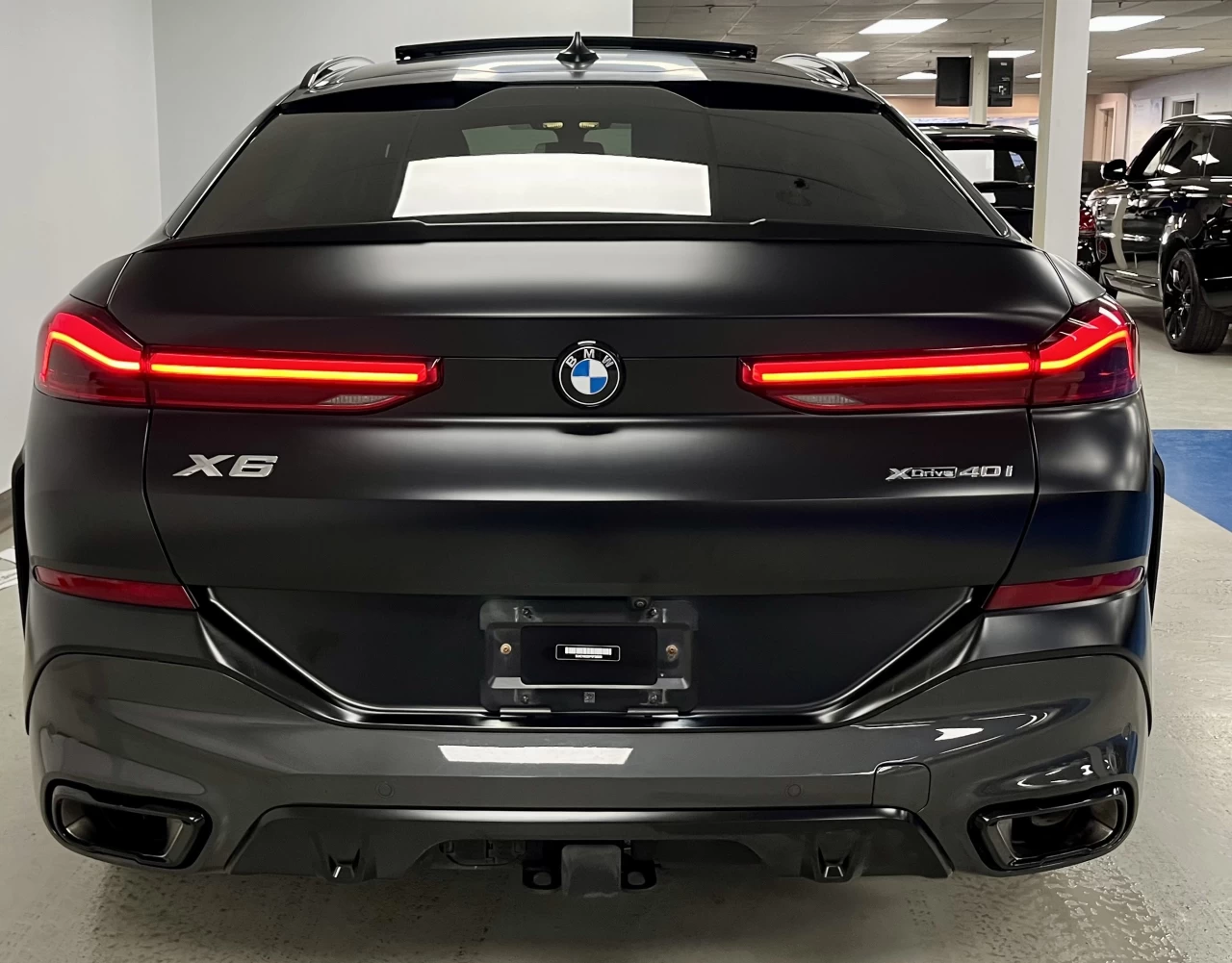 2023 BMW X6 **SOLD** MSPORT-FROZEN BLACK METALLIC Image principale
