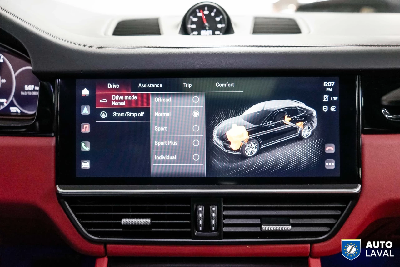 2022 Porsche Cayenne Coupe AWD Main Image