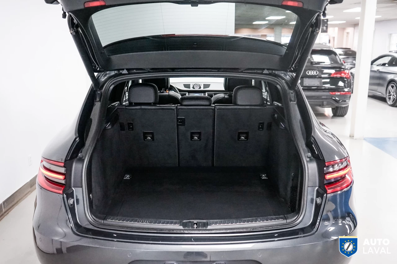 2017 Porsche Macan AWD   BOSE   BACKUP CAM   SUNROOF Image principale
