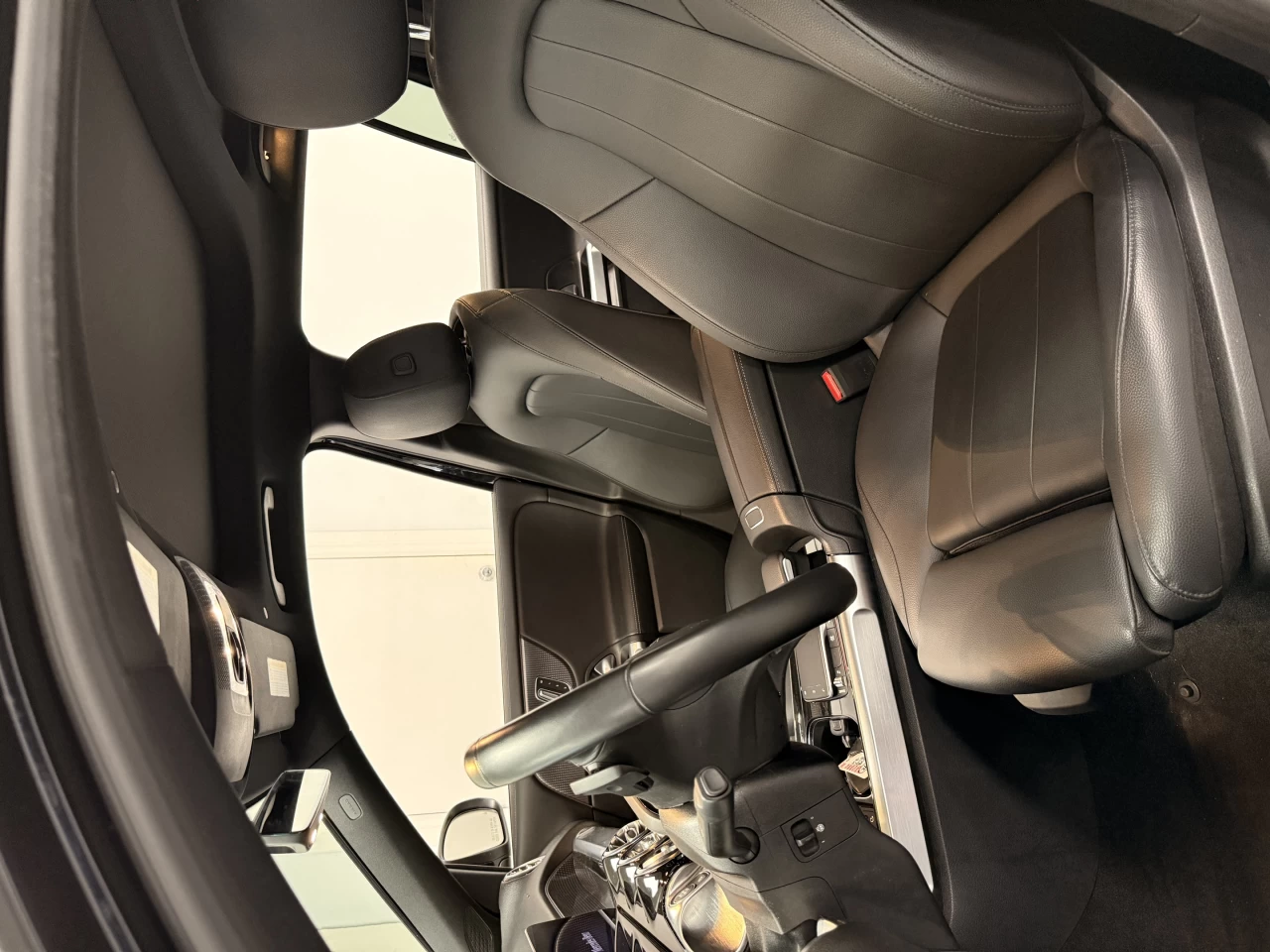 2021 Mercedes-Benz GLB GLB 250 4MATIC SUV Main Image