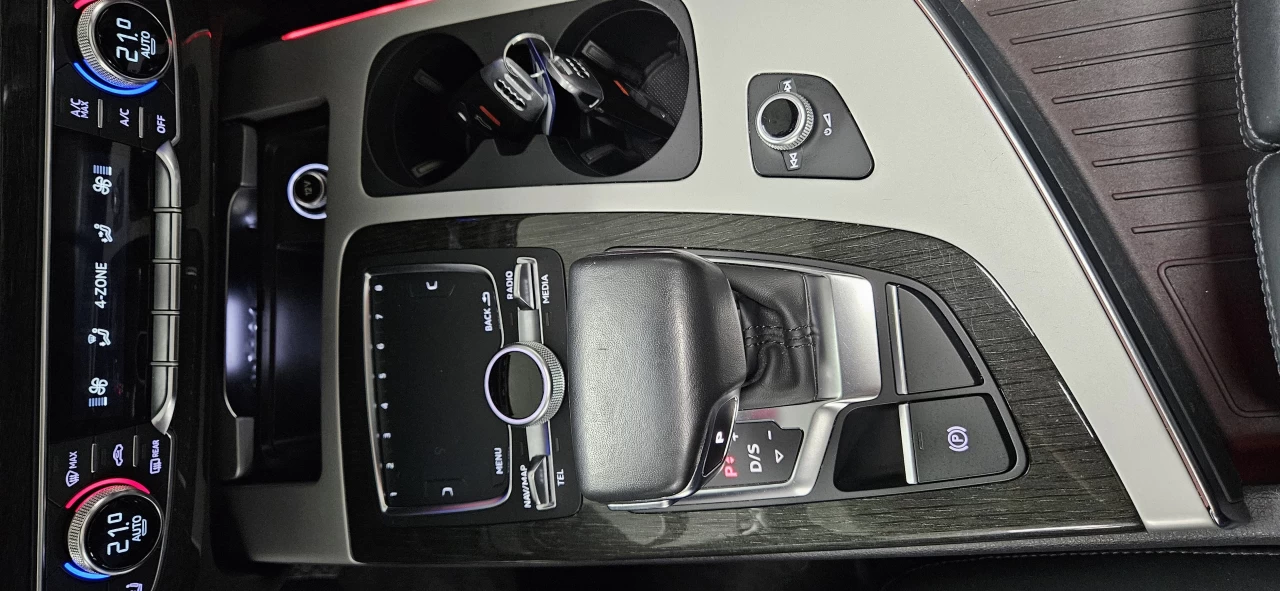2018 Audi Q7 3.0 TFSI quattro Technik 3D PREMIUM SOUND Main Image