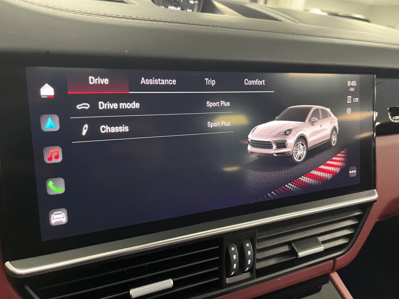 2022 Porsche Cayenne Coupe AWD Main Image