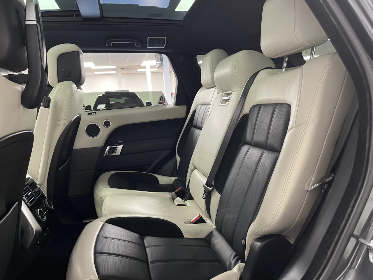 2020 Land Rover Range Rover Sport MHEV HST Main Image