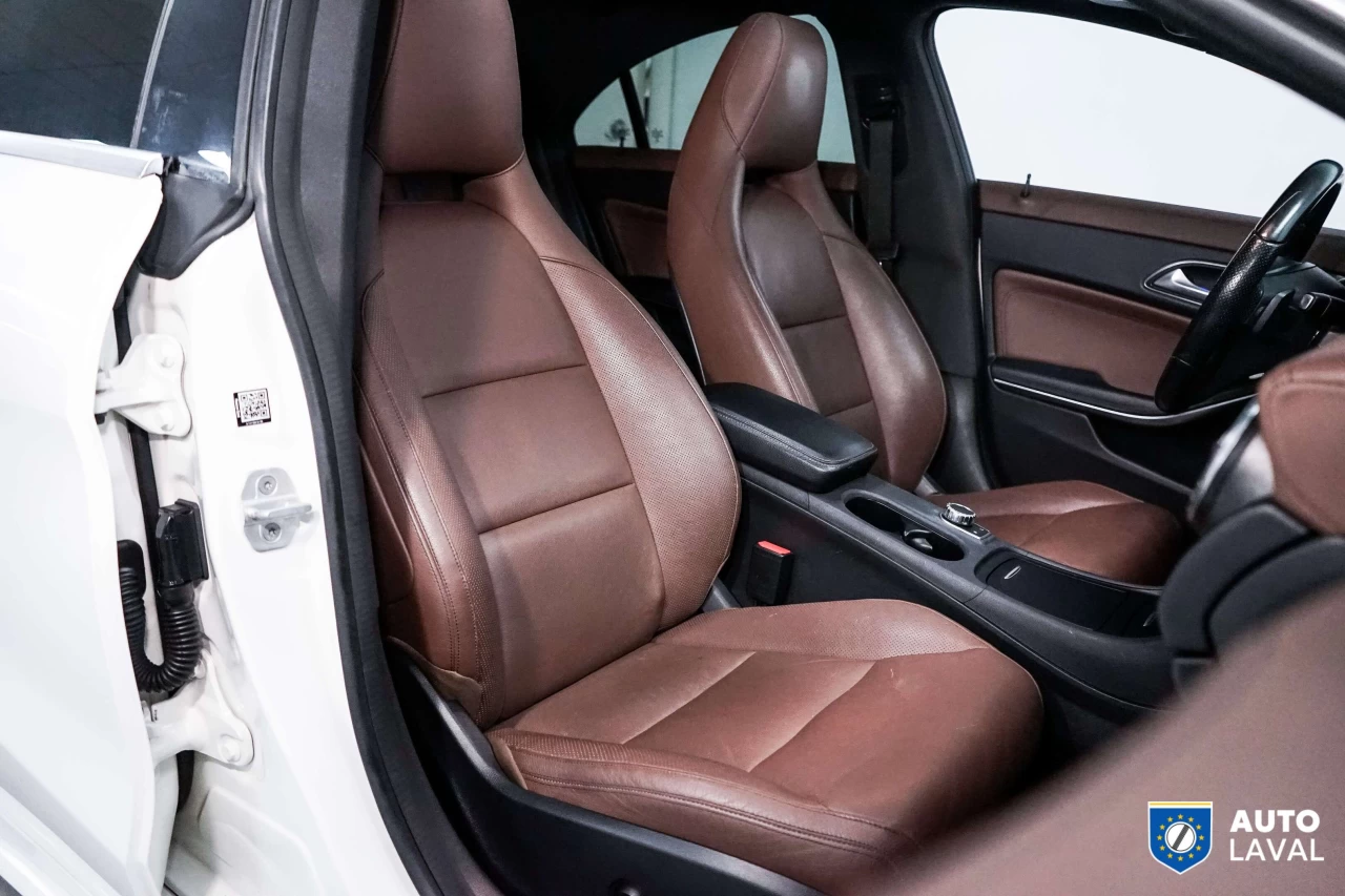 2015 Mercedes-Benz CLA CLA 250 Image principale
