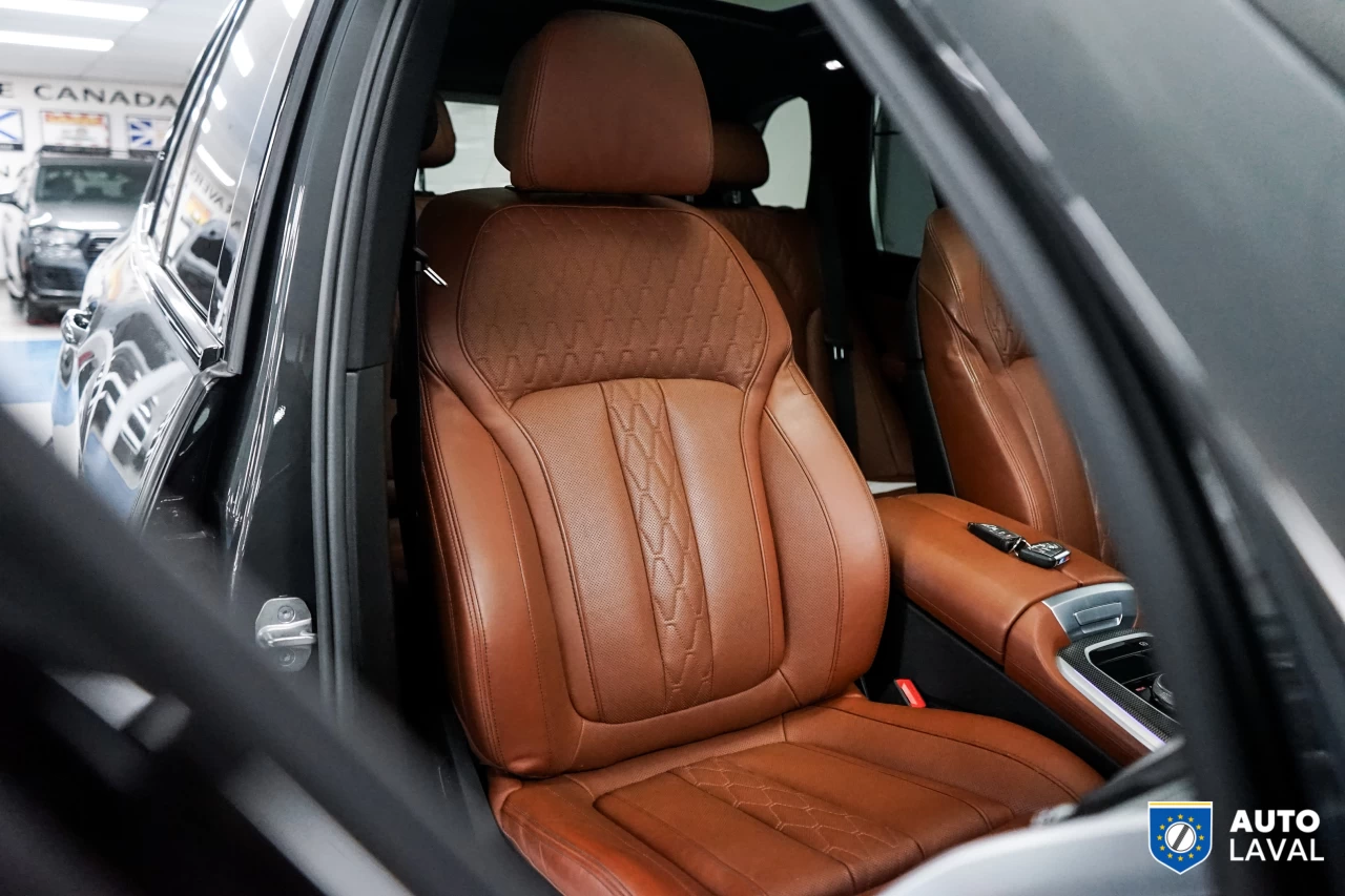 2022 BMW X5 xDrive40i - INDIVIDUAL - SKY LOUNGE - DRAVIT GREY Main Image