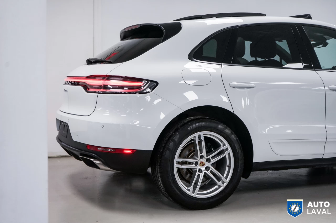 2021 Porsche Macan AWD Image principale