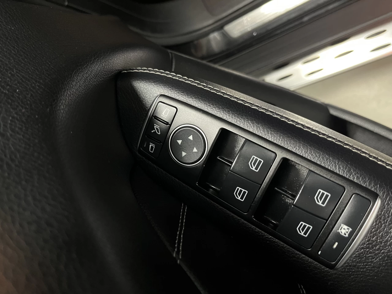 2015 Mercedes-Benz GL-Class 4MATIC 4dr GL 350 BlueTEC Main Image