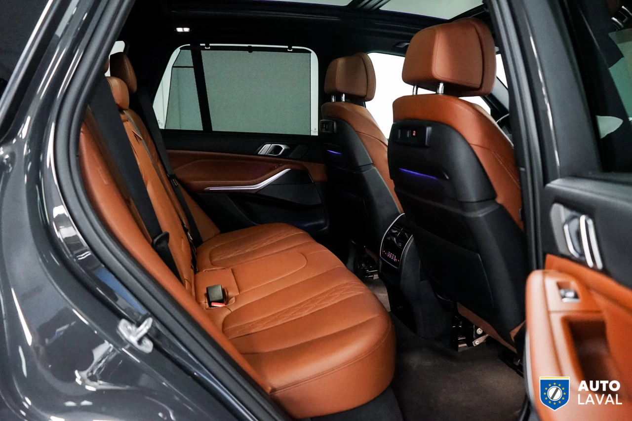 2022 BMW X5 xDrive40i - INDIVIDUAL - SKY LOUNGE - DRAVIT GREY Main Image